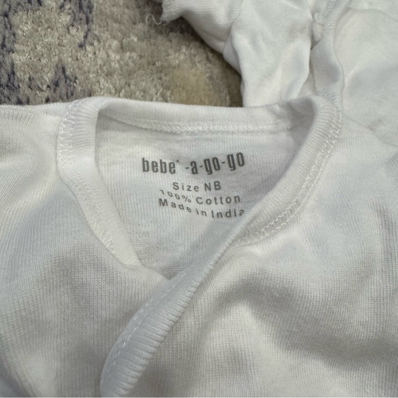 Set of 8 NB/0-3 month Side Snap Undershirts - Picture 3 of 4